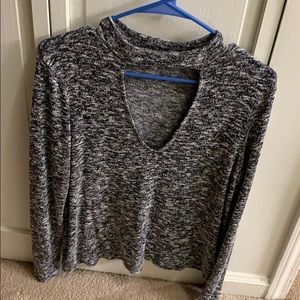 Long Sleeve - Scoop Neckline